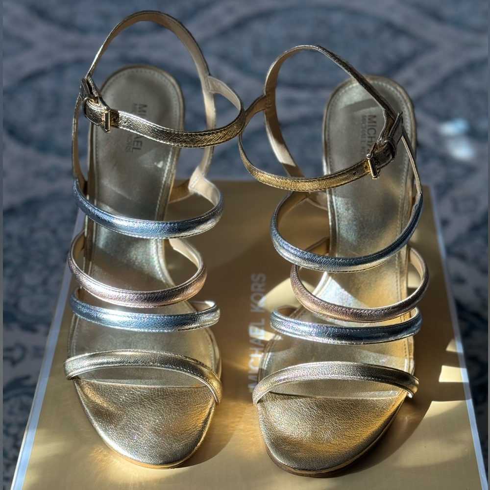 NWT!!! MICHAEL KORS NANTUCKET SANDAL METALLIC LEATHER